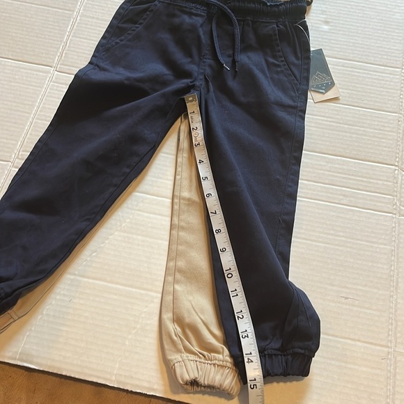 NWT-Canyon club-4T-navy/khaki-2pk, elastic waist with drawstring jogger pants. - Picture 10 of 12